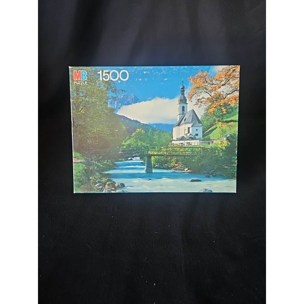 Milton Bradley 1500 Piece Bavaria Germany Scene Factory Sealed.